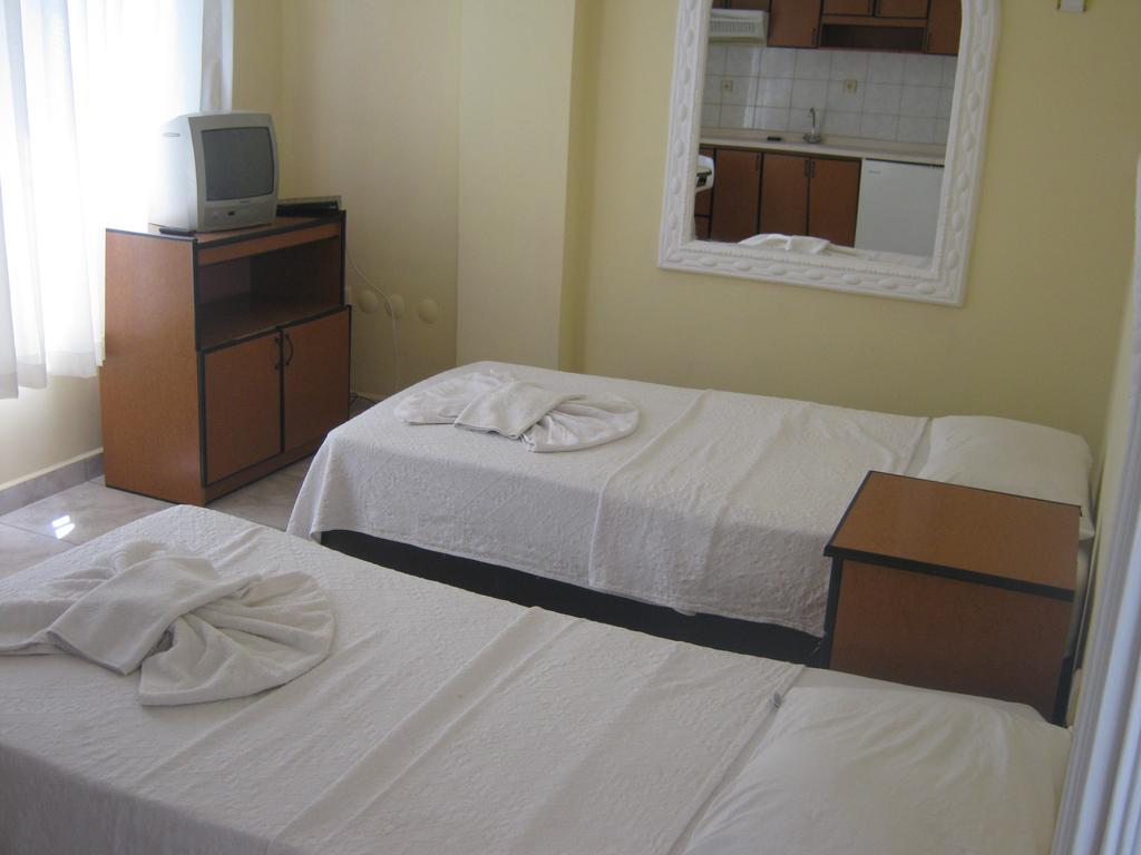 Atlantik Apart Hotel Didim Exterior photo