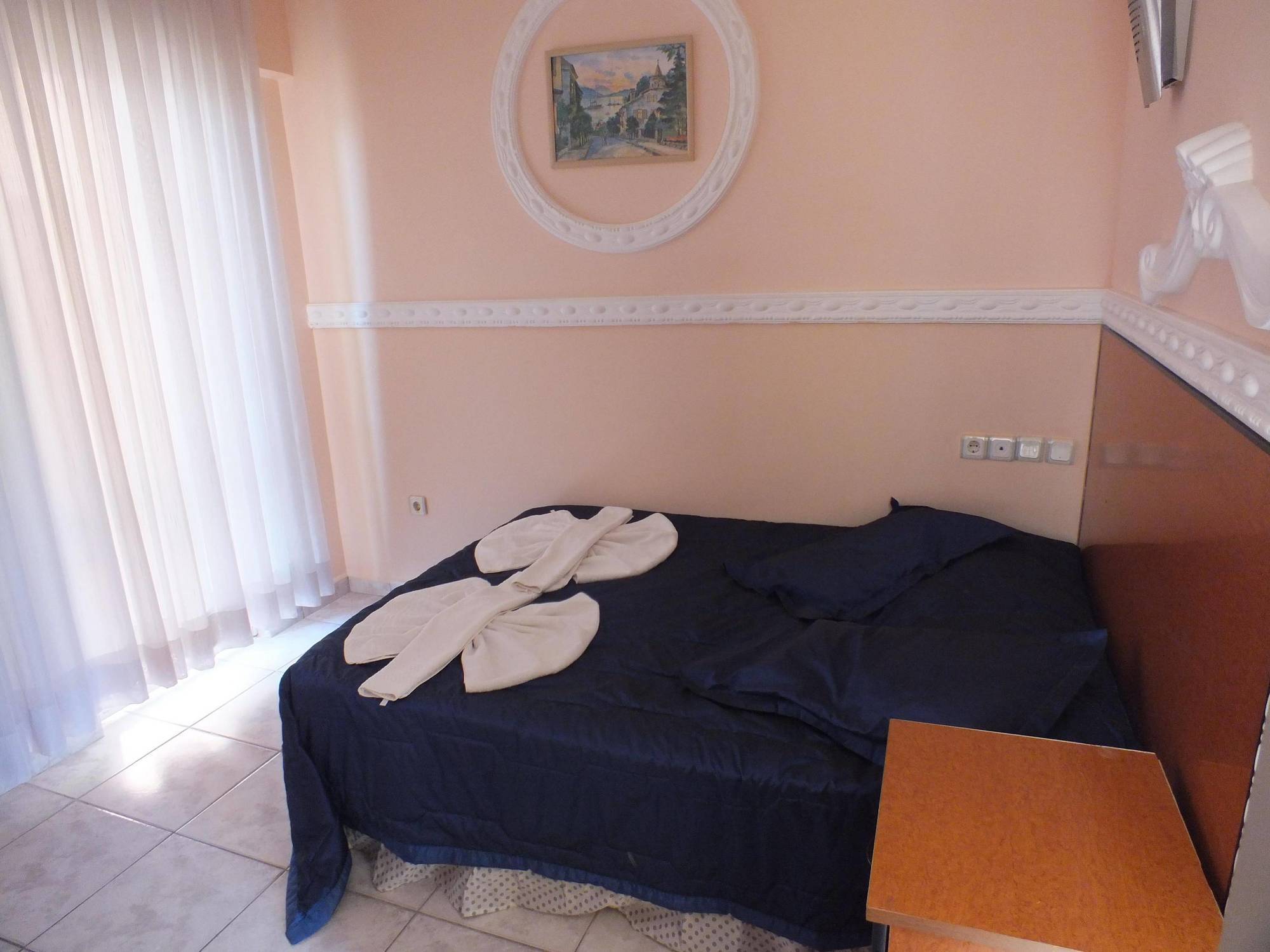 Atlantik Apart Hotel Didim Exterior photo